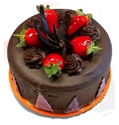 Dengeli Tat Profili 6–9 Kişilik Çikolatalı Yaş Pasta